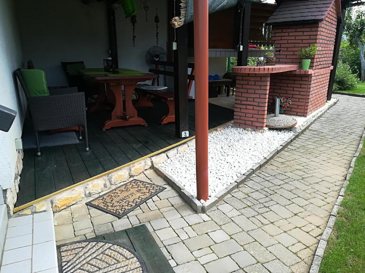 Apartment Bozic ヴルボヴスコ エクステリア 写真